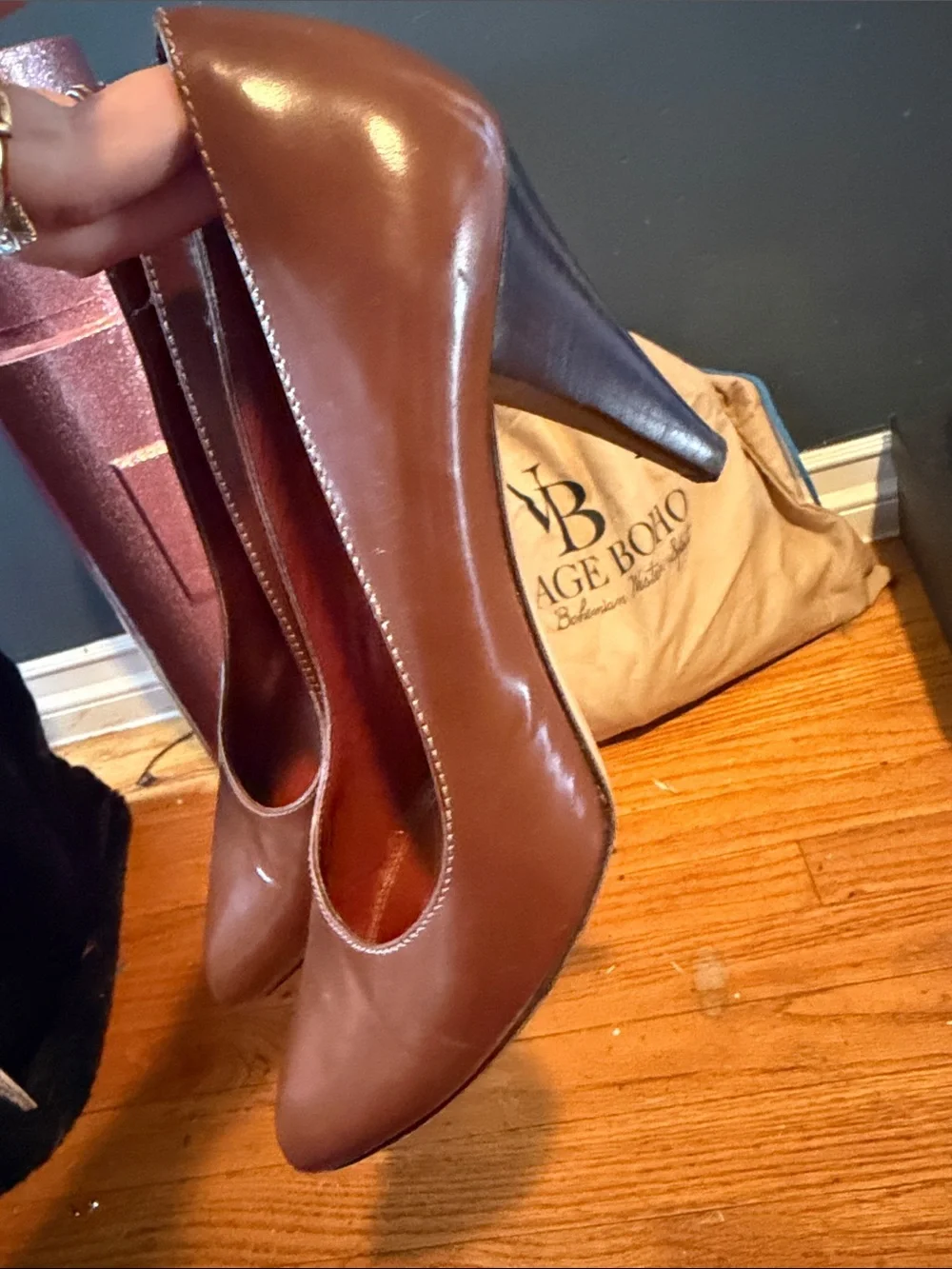 VTG Coach Brown Pointed Leather Heels Geenie made in Italy  9 1/2 B